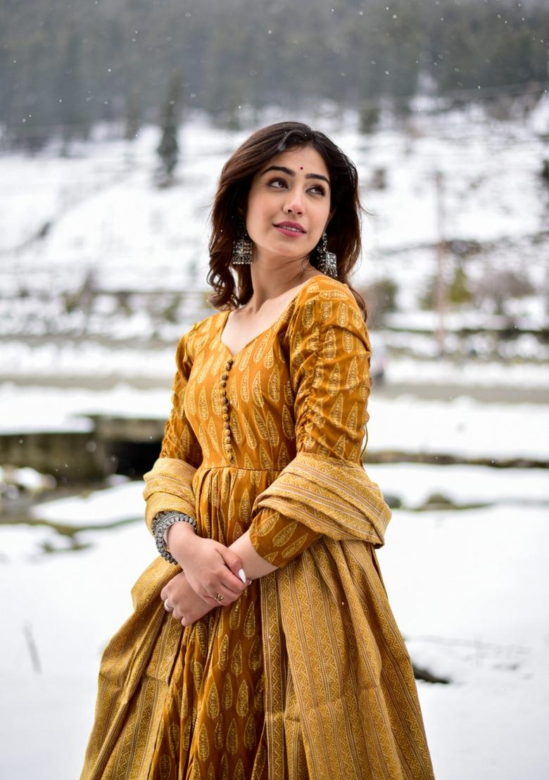 Yellow Printed Muslin Kurta Set - Indya
