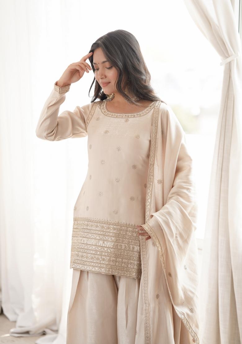 Off White Embroidered Silk Blend Kurta Set - Indya