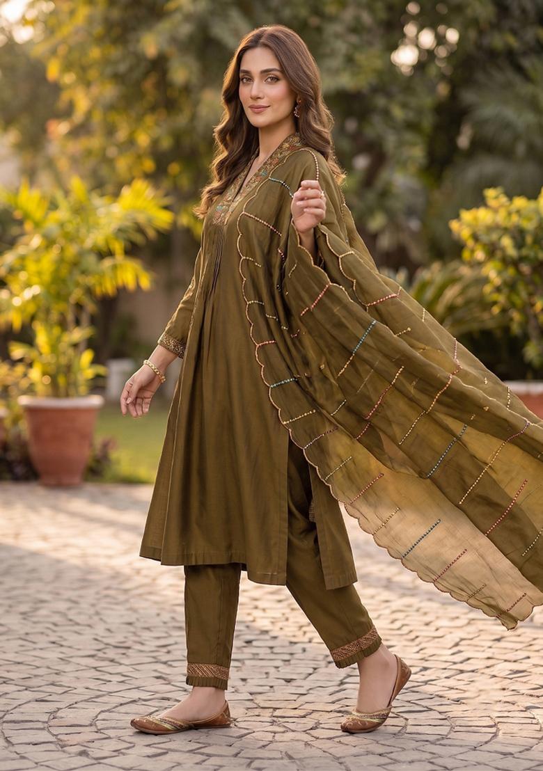 Mehendi Embroidered Silk Blend Salwar Kameez - Indya