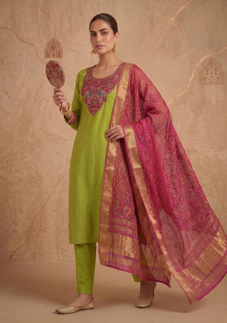 Green Embroidered Silk Blend Salwar Kameez - Indya
