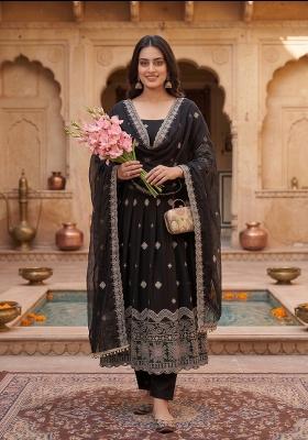 Black Embroidered Silk Blend Salwar Kameez