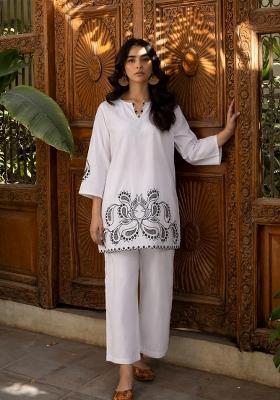 White Solid Poplin Kurta Set