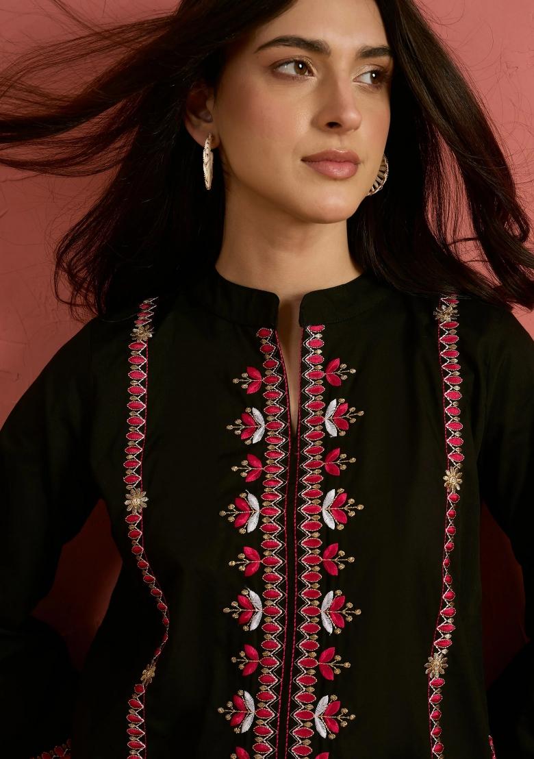 Black Solid Poplin Kurta Set - Indya