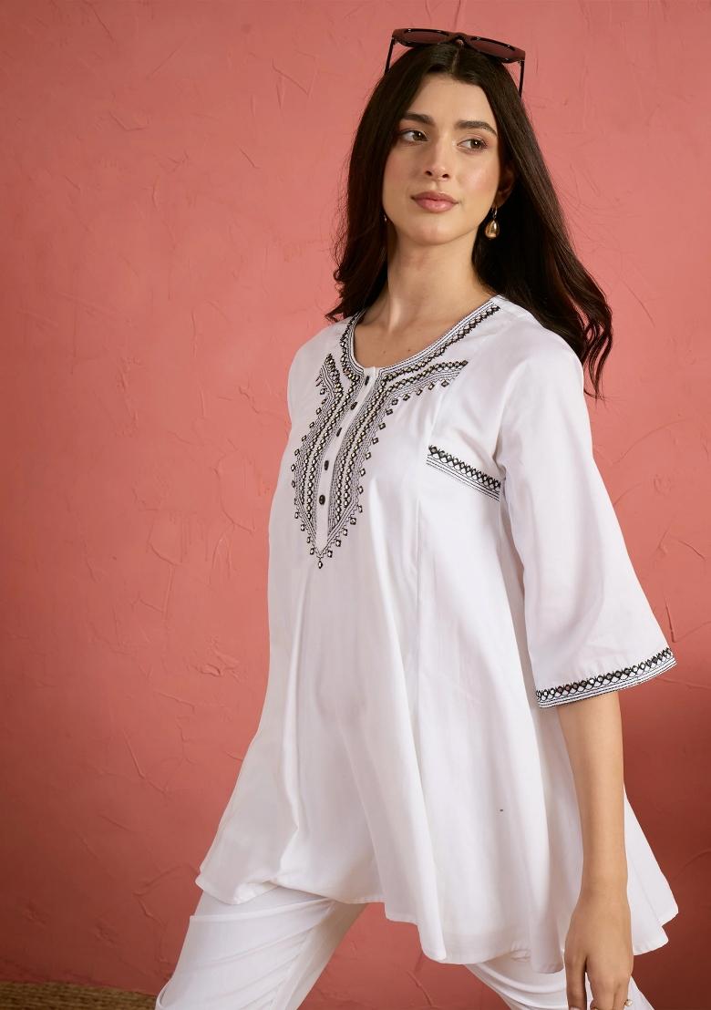 White Solid Cotton Kurta Set - Indya