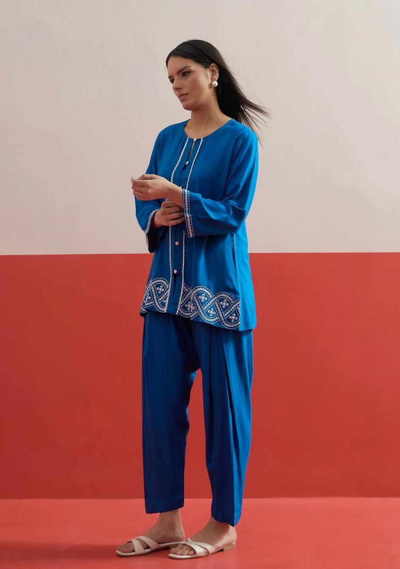 Blue Solid Rayon Kurta Set - Indya