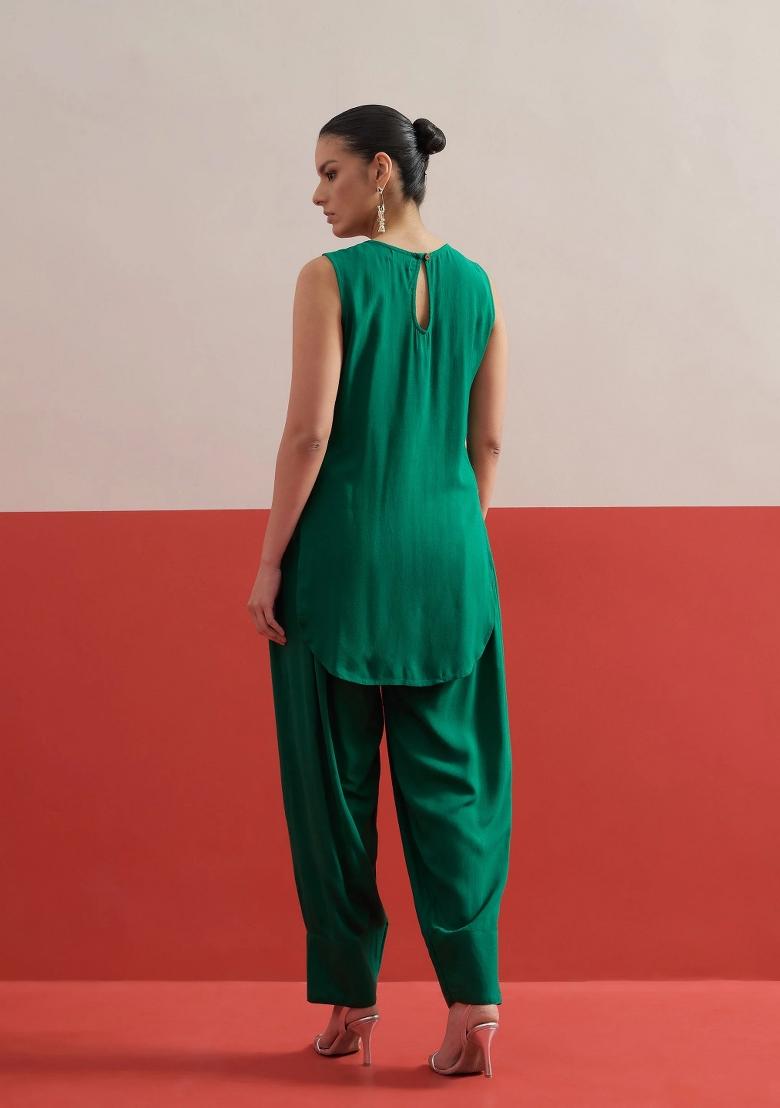 Green Solid Rayon Kurta Set - Indya