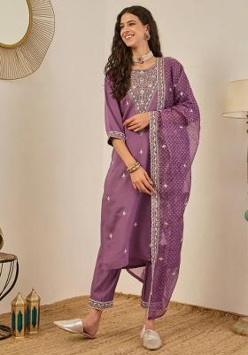 Lavender Embroidered Rayon Kurta Set