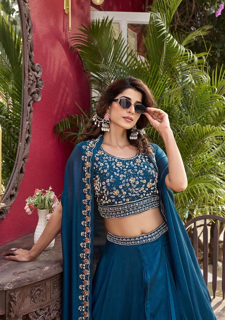 Teal Embroidered Vichitra Kurta Set - Indya