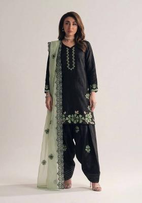 Black Embroidered Silk Kurta Set