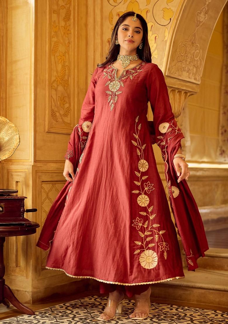 Maroon Embroidered Chanderi Kurta Set - Indya