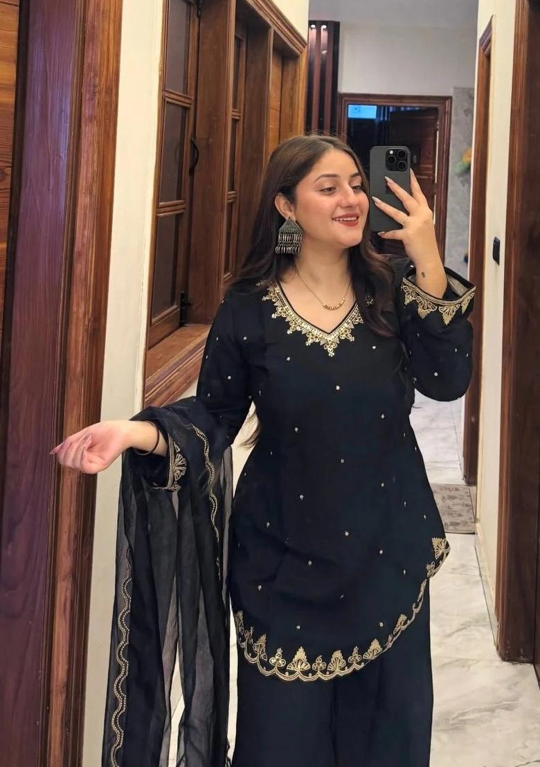 Black Solid Silk Kurta Set - Indya