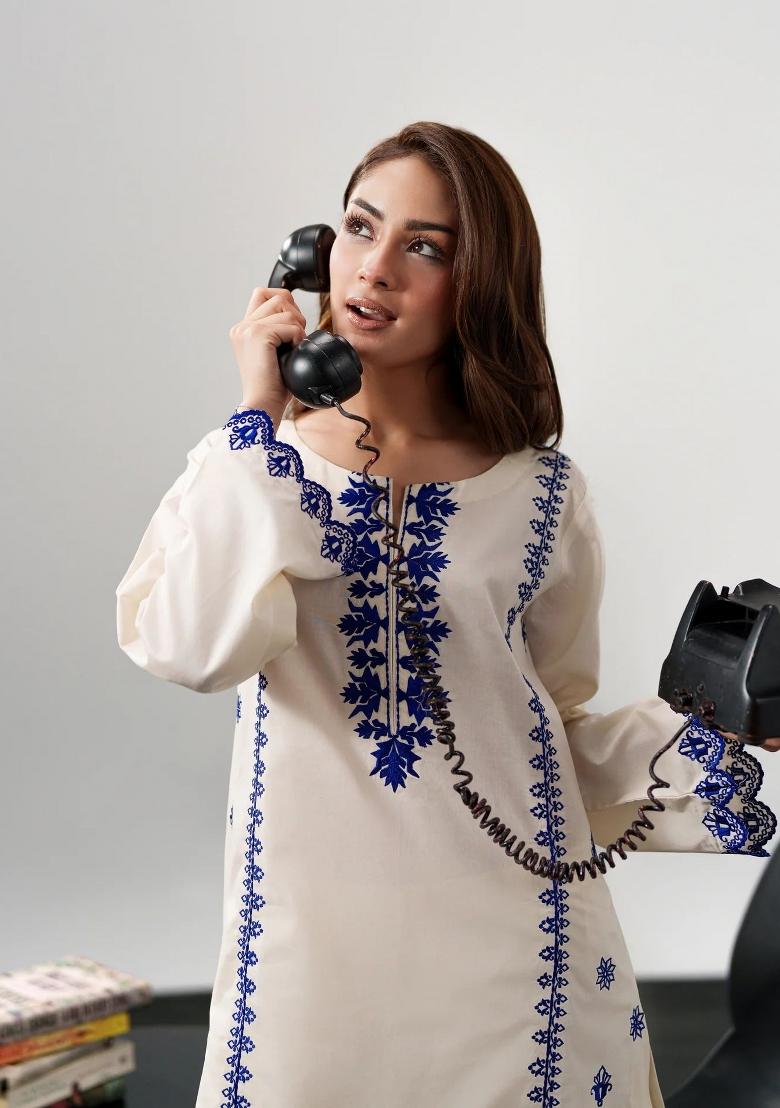 Off White Embroidered Silk Kurta Set - Indya