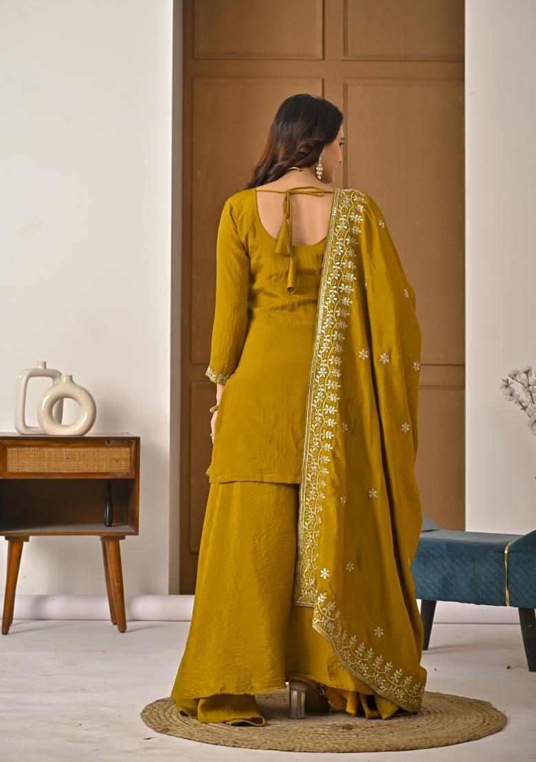 Yellow Embroidered Nc Vichitra Kurta Set - Indya
