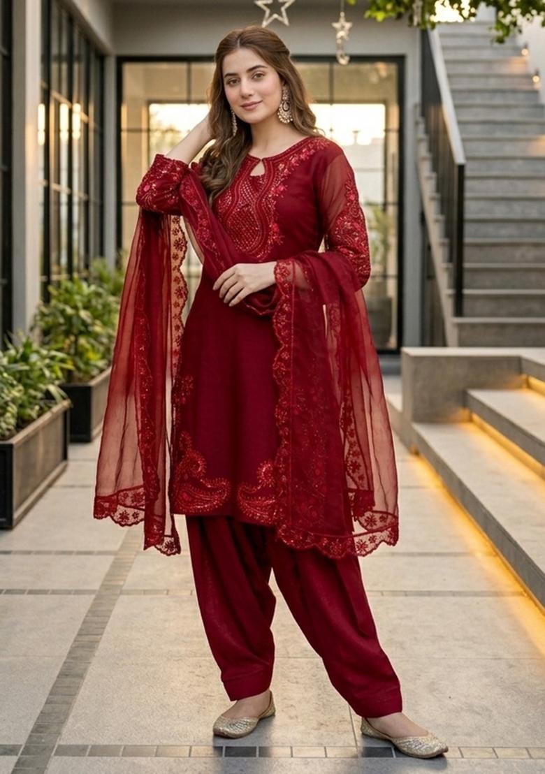 Red Embroidered Roman Glass Kurta Set - Indya