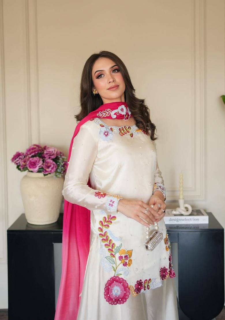 Pink Embroidered Roman Glass Kurta Set - Indya