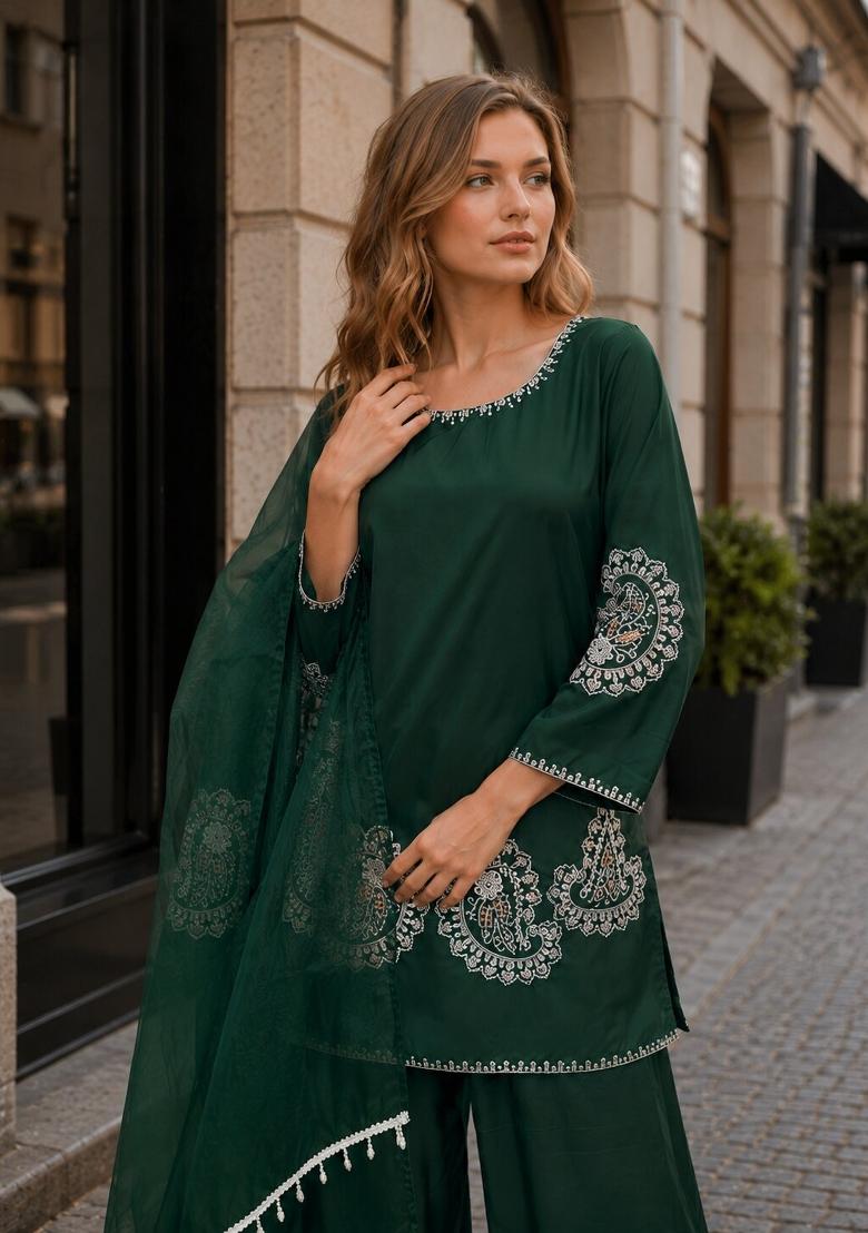 Dark Green Embroidered Crepe Kurta Set - Indya