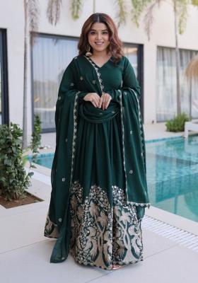 Green Embroidered Rangoli Crush Anarkali With Dupatta