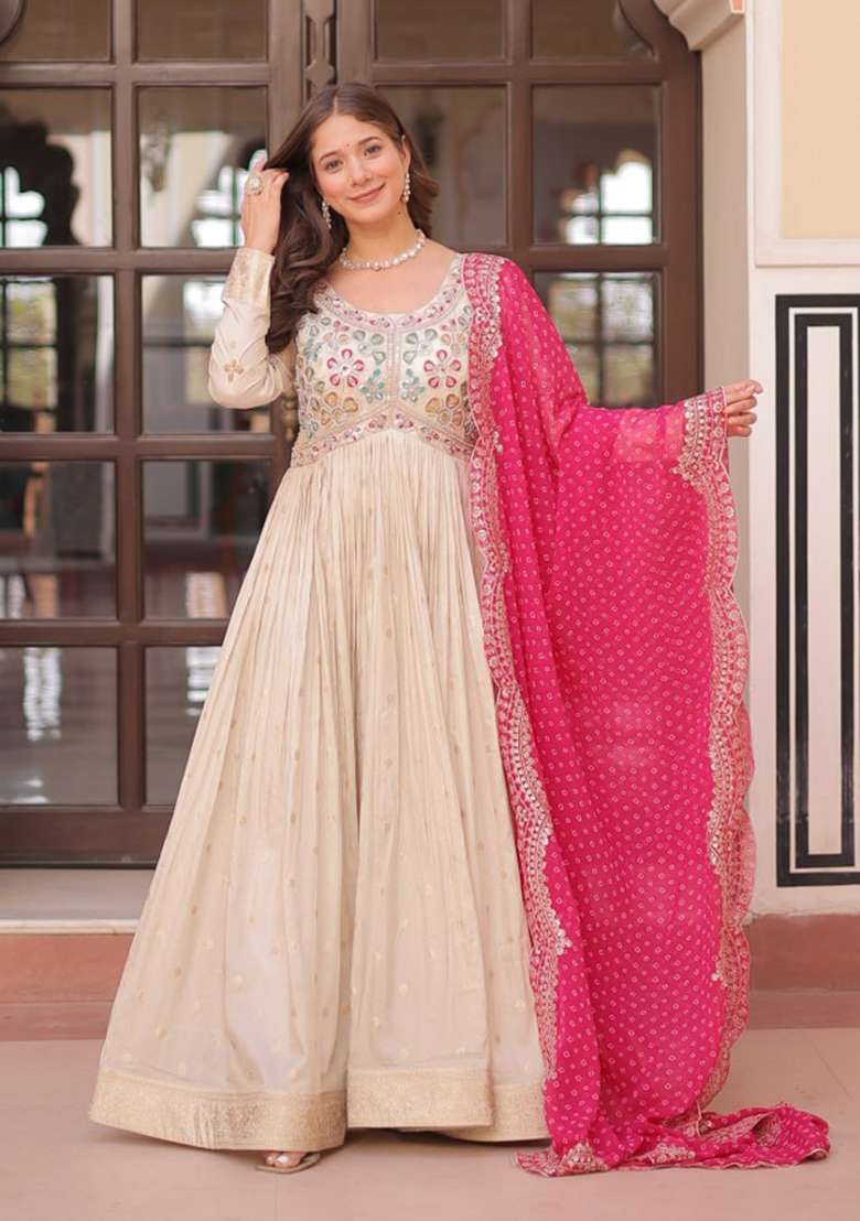 Pink Beads Work Cosmos Kurta Set - Indya