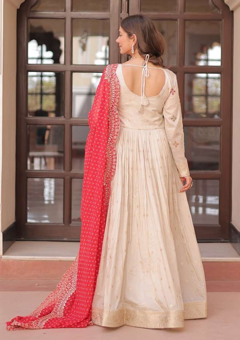 Pink Beads Work Cosmos Kurta Set - Indya