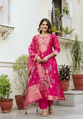 Pink Embroidery Cotton Kurta Set