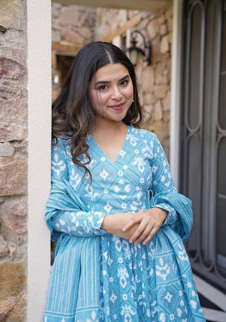 Sky Blue Printed Muslin Kurta Set - Indya