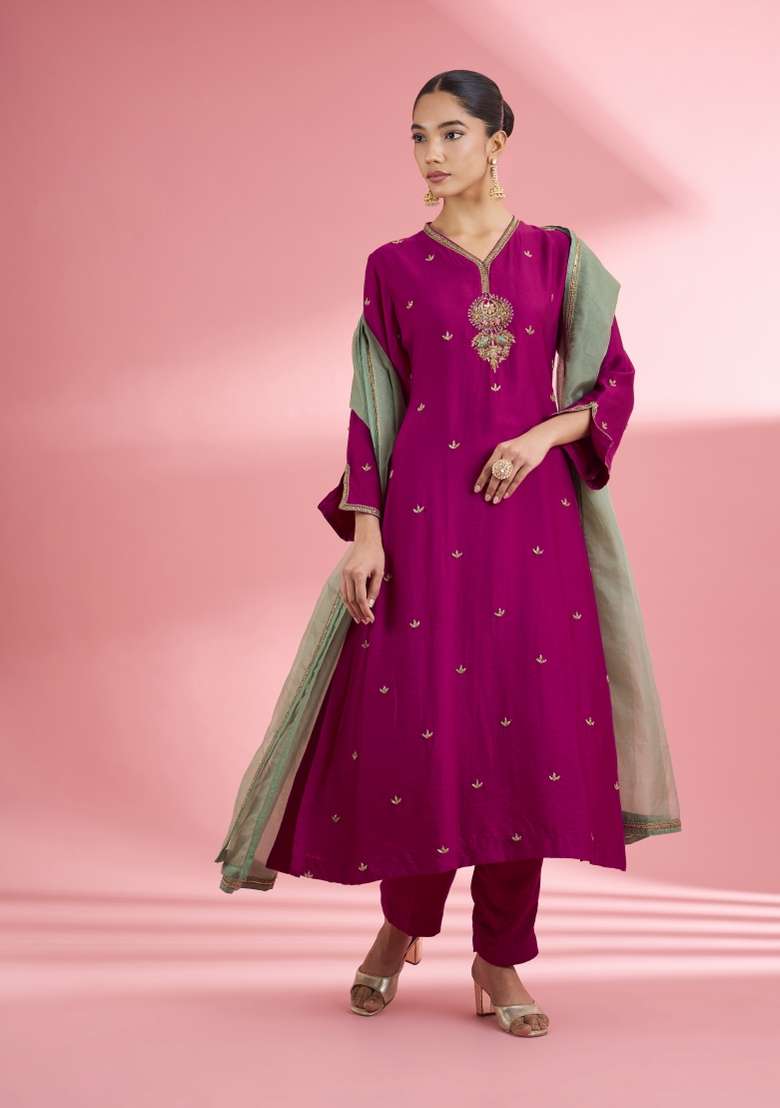 Pink Zari Work Silk Kurta Set - Indya