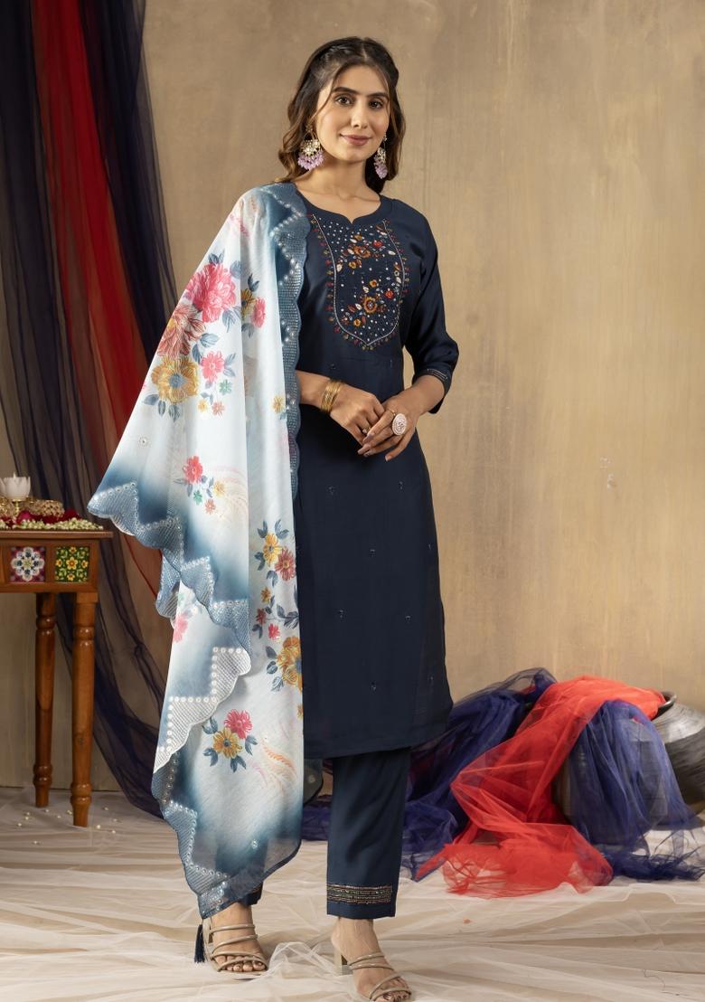 Morpeach Embroidered Silk Kurta Set - Indya