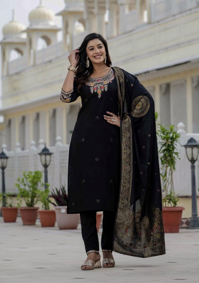 Black Sequin Work Silk Kurta Set - Indya