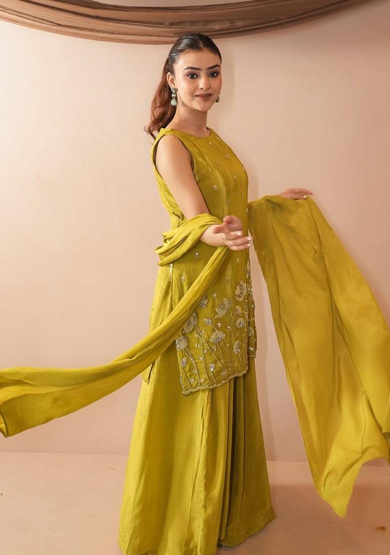 Yellow Embroidered Crepe Kurta Set - Indya