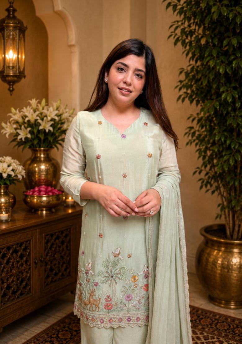 Green Embroidered Crepe Kurta Set - Indya