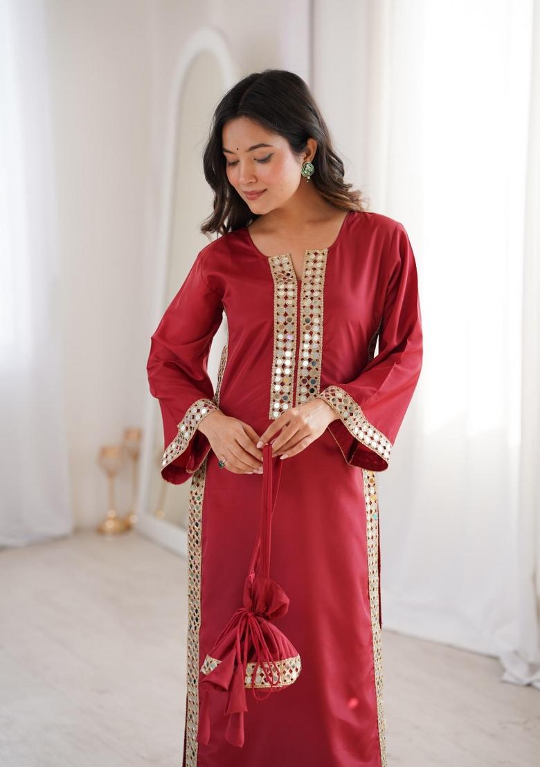 Maroon Mirror Work Crepe Kurta Set - Indya