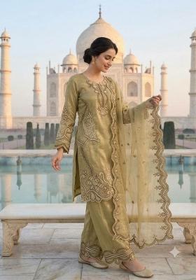 Green Sequin Work Crunchy Pakistani Suit Set