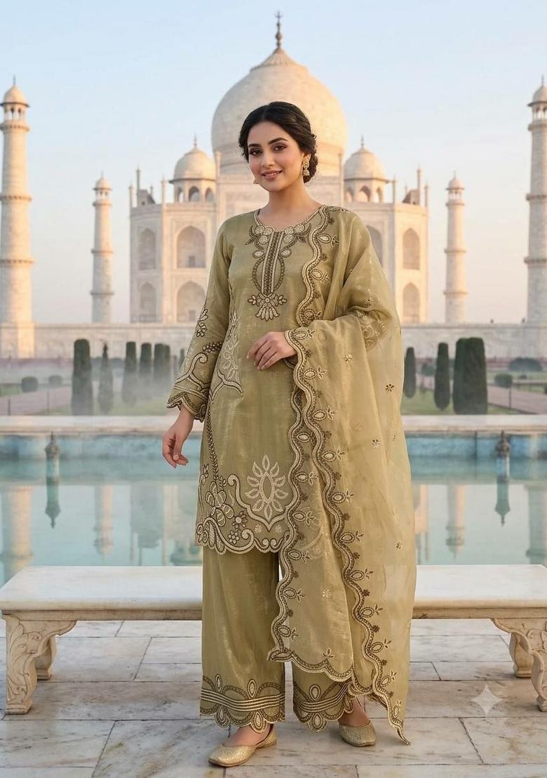 Green Sequin Work Crunchy Pakistani Suit Set - Indya