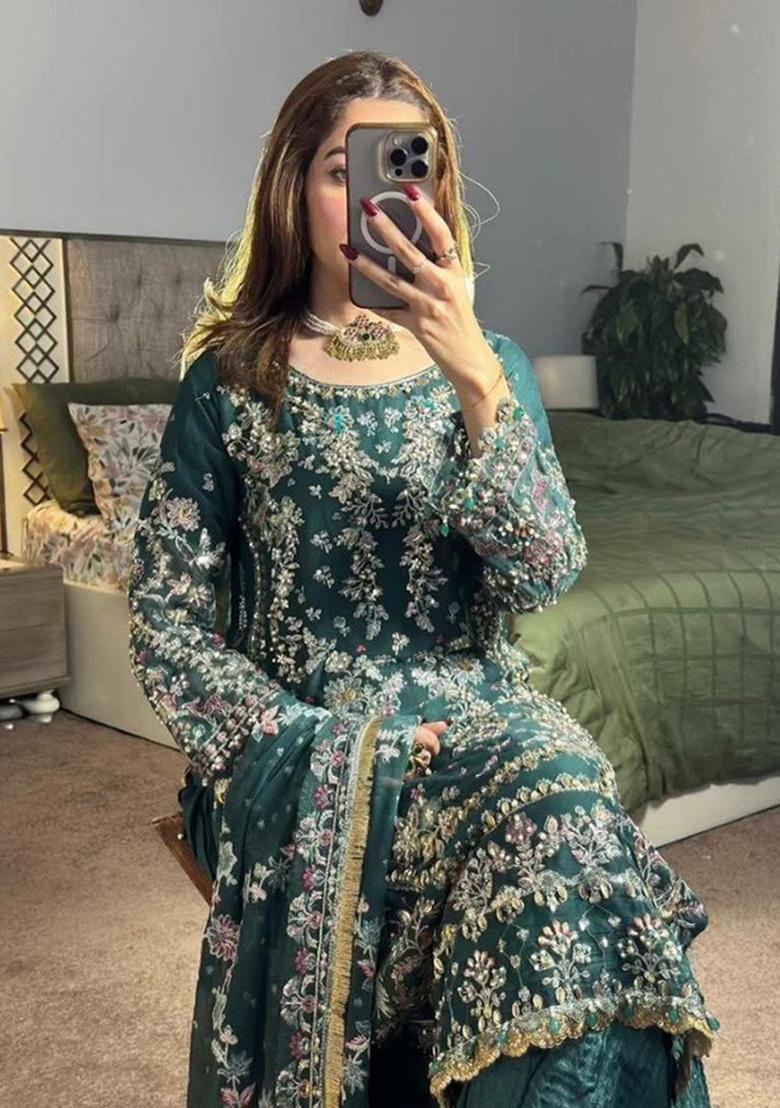 Green Embroidered Georgette Pakistani Suit Set - Indya