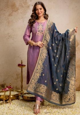 Pink Thread Work Kurta Set