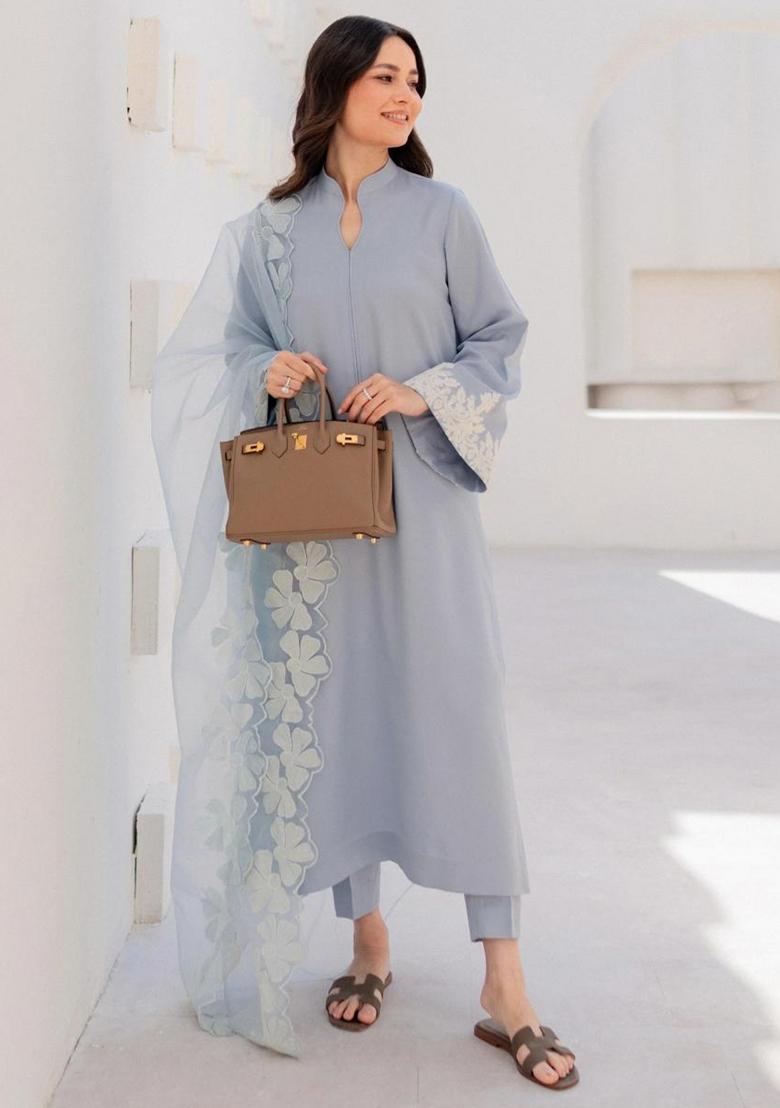 Light Blue Thread Work Silk Kurta Set - Indya