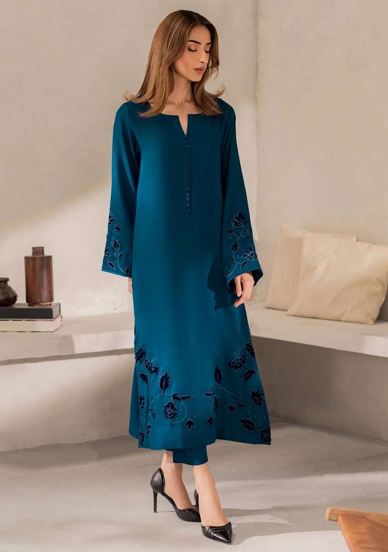 Blue Thread Work Silk Kurta Set - Indya