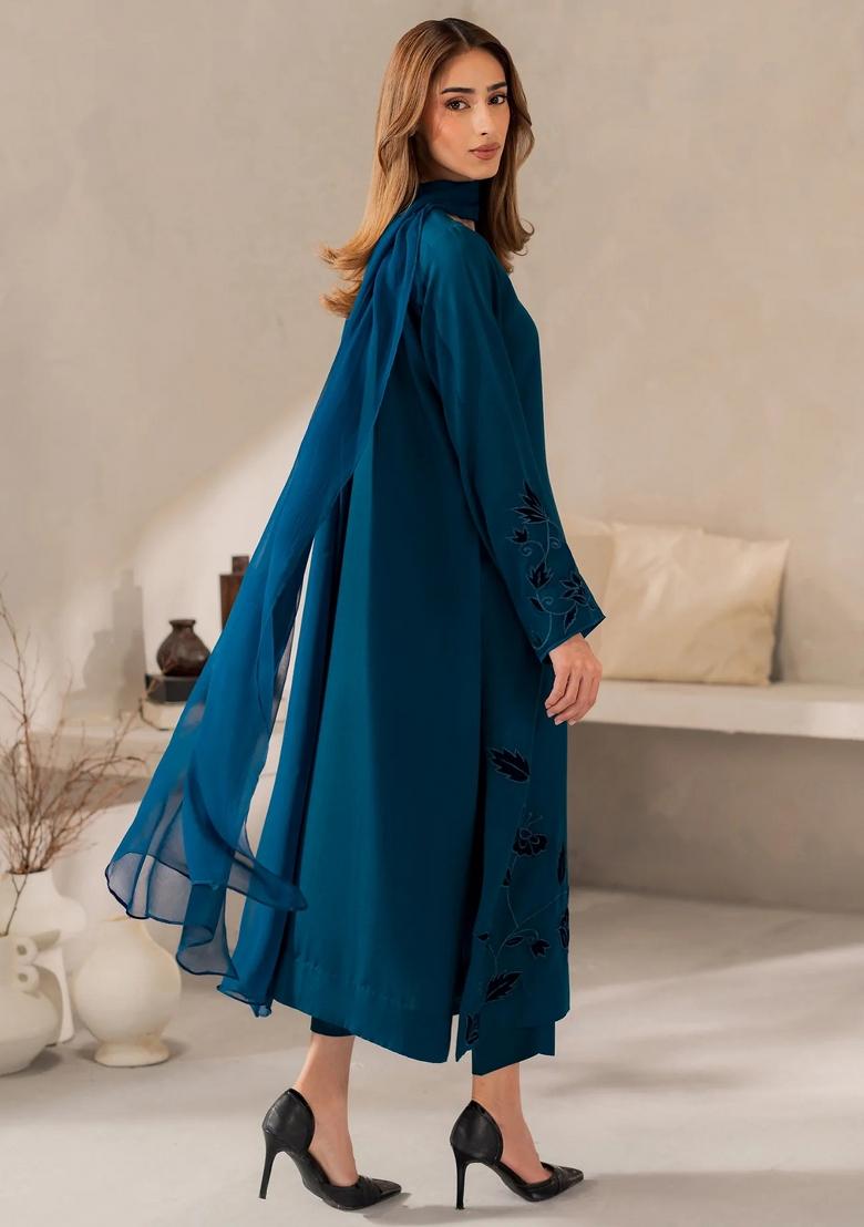 Blue Thread Work Silk Kurta Set - Indya