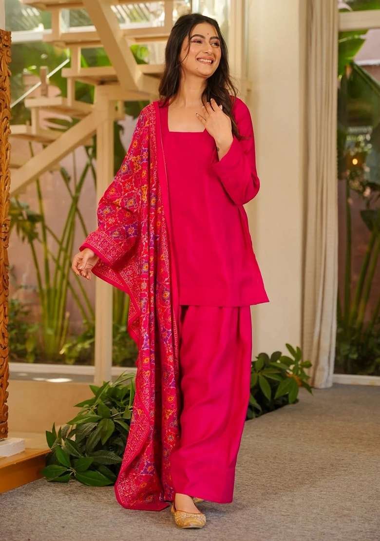 Rani Pink Plain Silk Kurta Set - Indya
