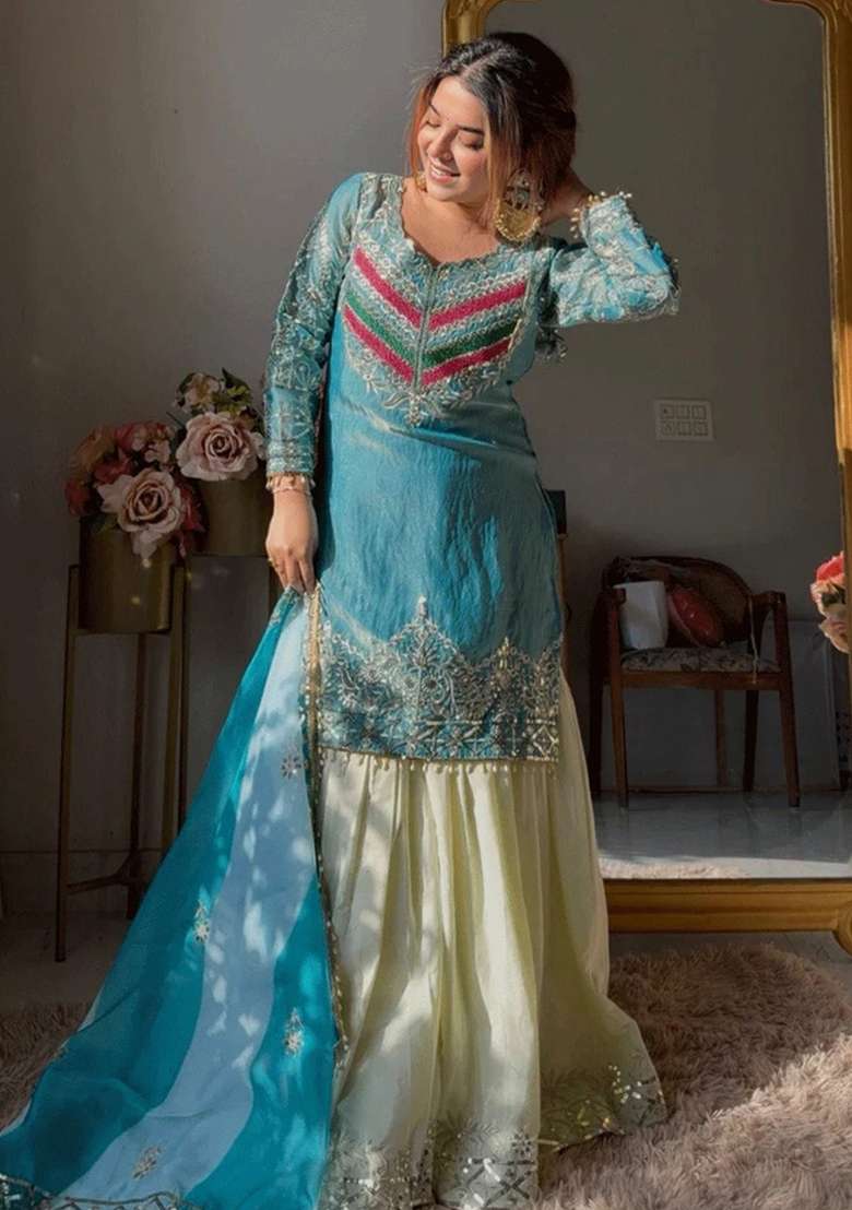 Aqua Blue Thread Work Silk Kurta Set - Indya