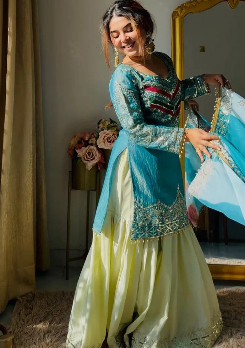 Aqua Blue Thread Work Silk Kurta Set - Indya