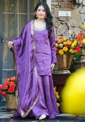 Lavender Thread Work Silk Kurta Set
