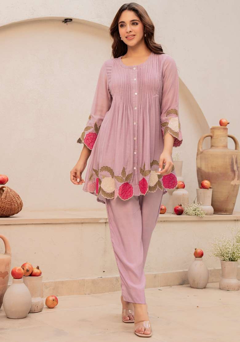 Mauve Thread Work Silk Kurta Set - Indya