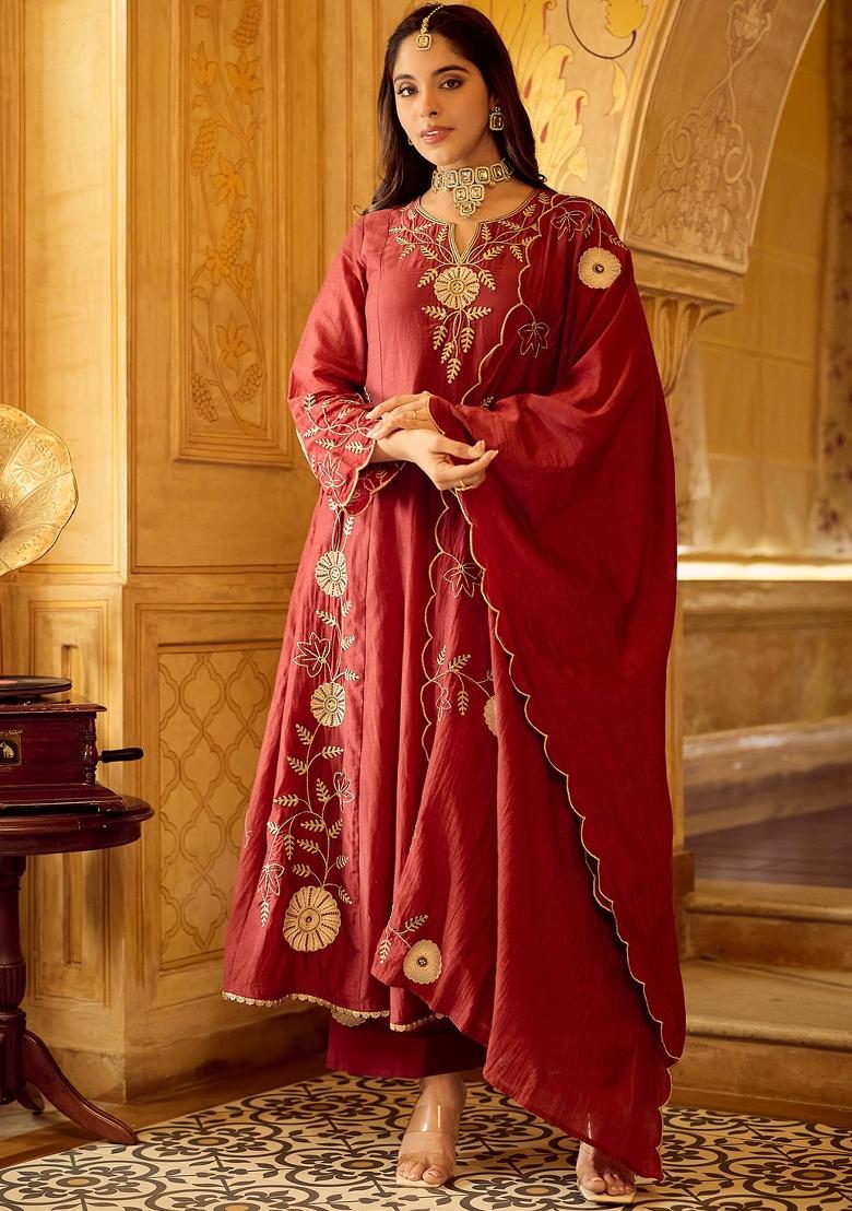 Maroon Thread Work Silk Kurta Set - Indya