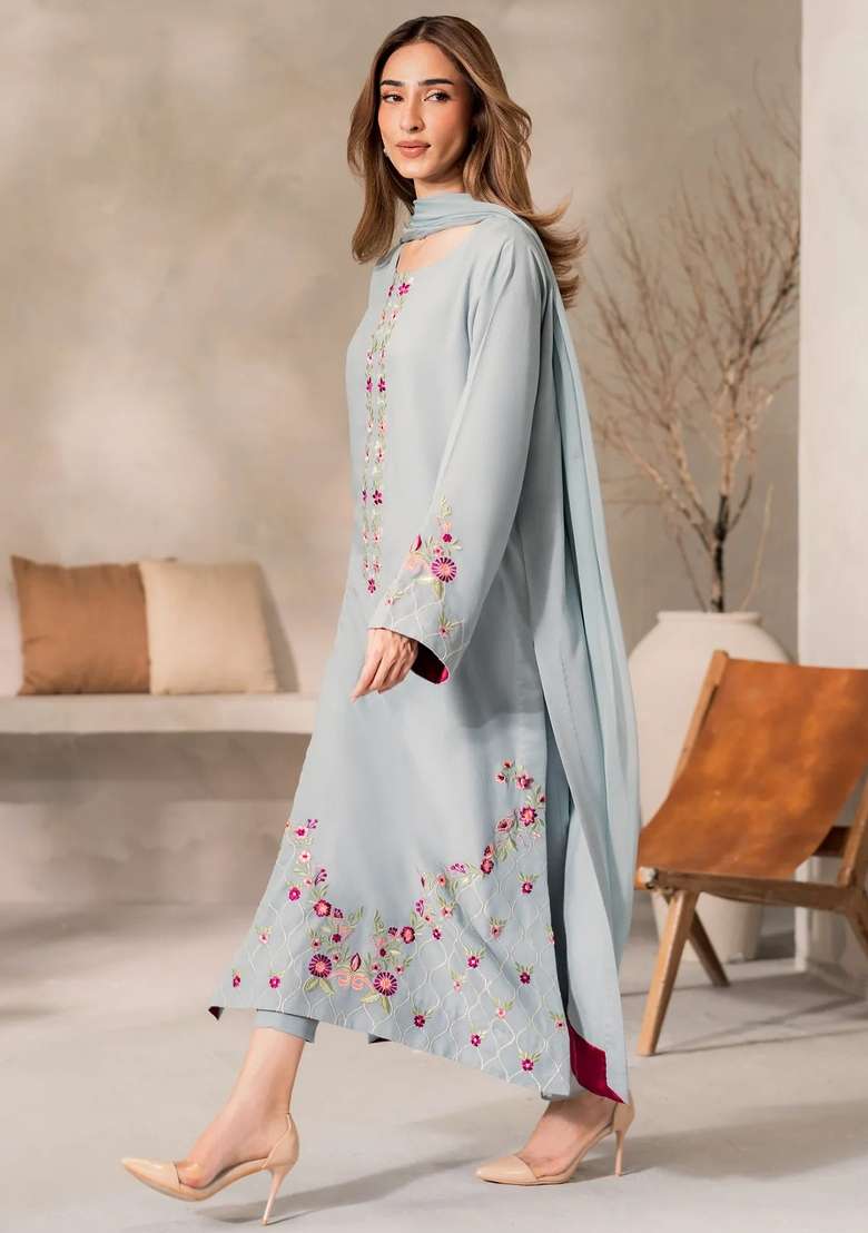 Sky Blue Thread Work Silk Kurta Set - Indya