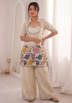 Off White Thread Work Chinon Kurta Set