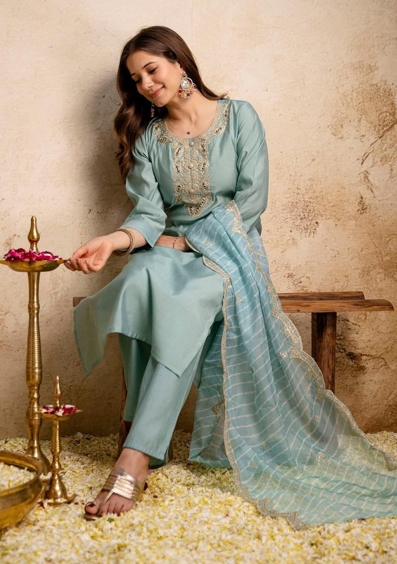 Sea Green Thread Work Silk Kurta Set - Indya