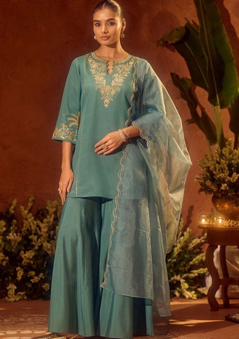 Sea Green Thread Work Silk Kurta Set - Indya