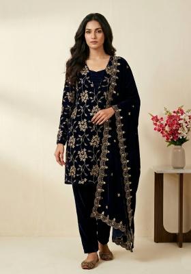 Black Sequin Work Velvet Kurta Set