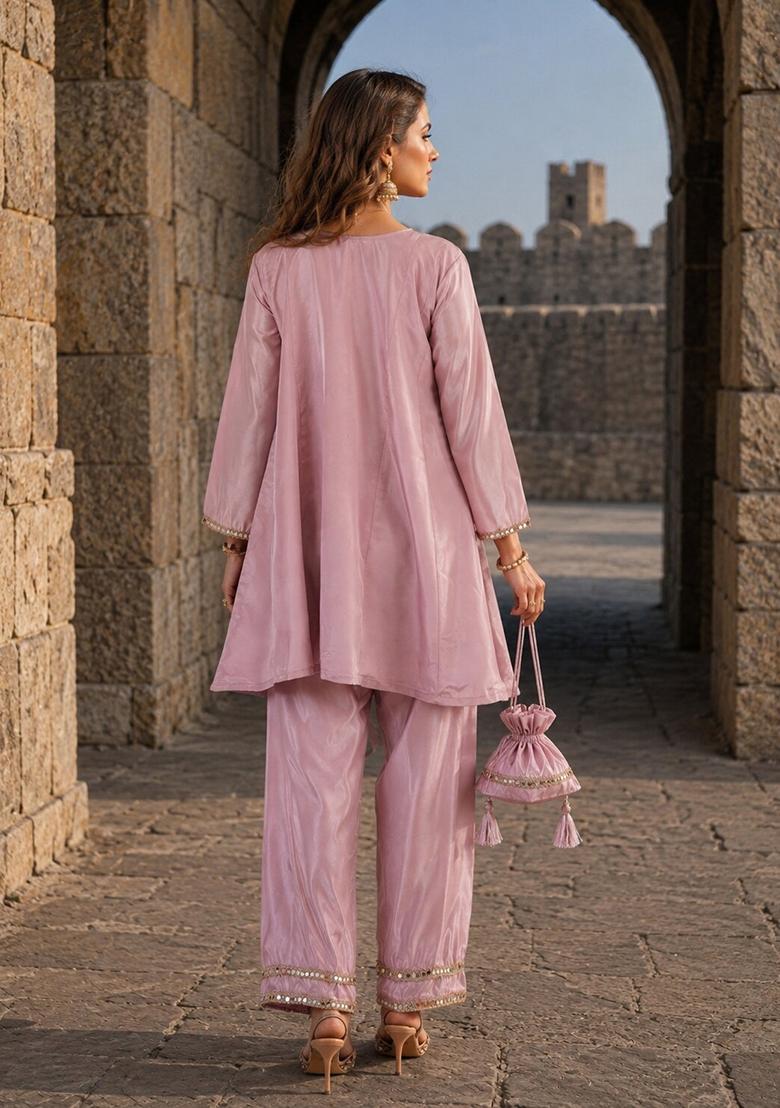 Lavender Embroidered Silk Blend Kurta Set - Indya